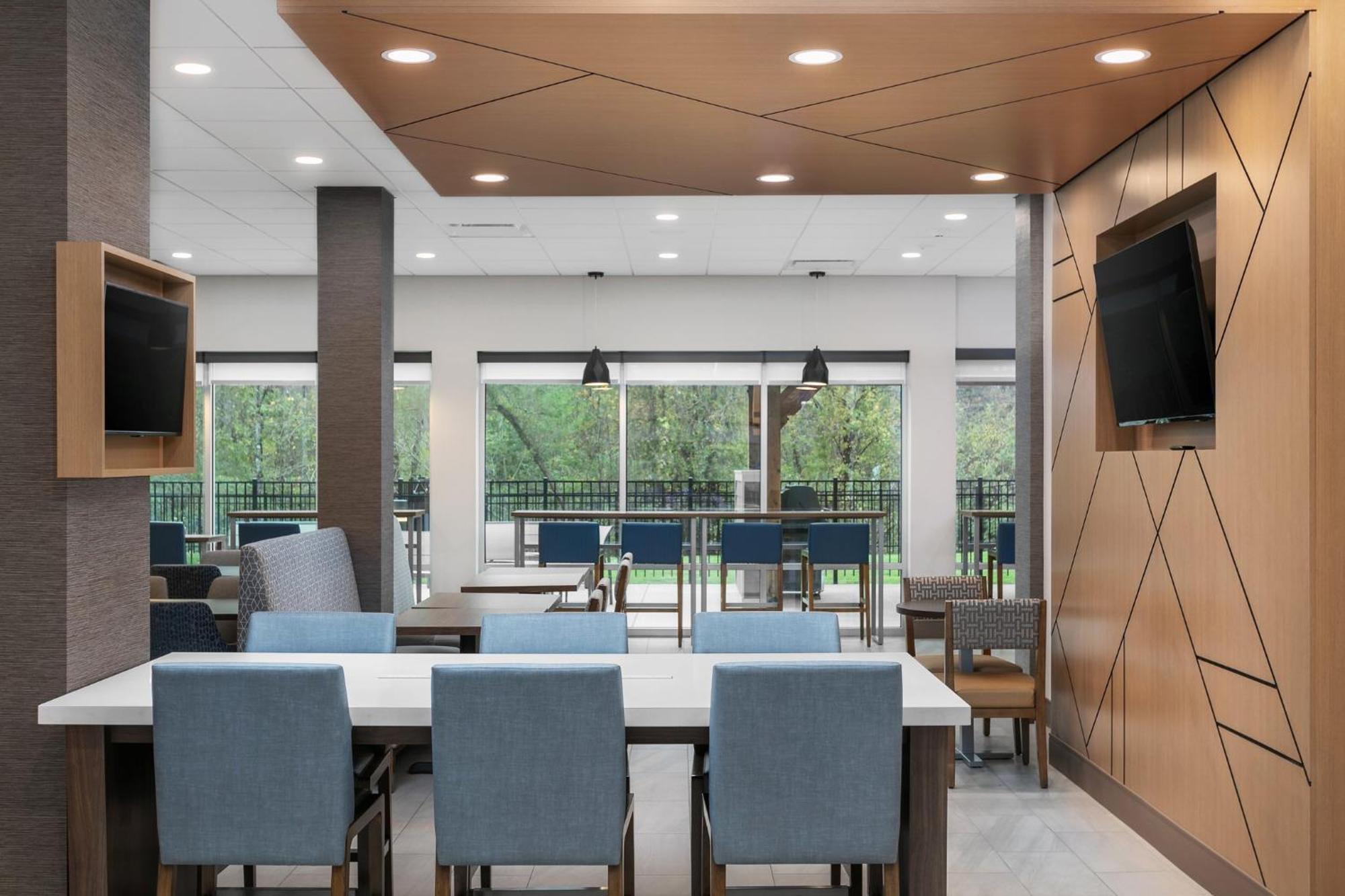 Holiday Inn Express Chattanooga - Hamilton Place Екстер'єр фото